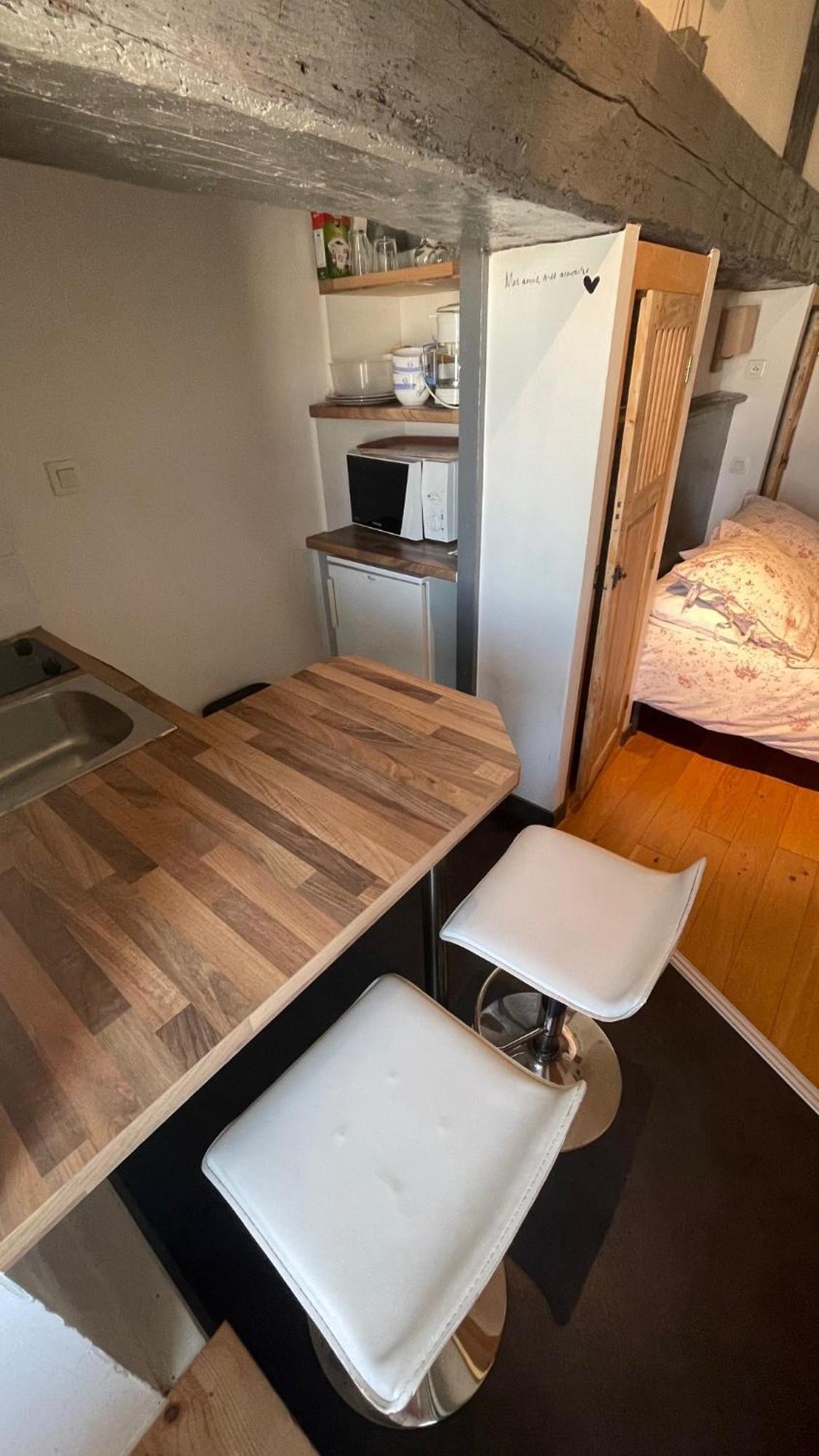 Le Mole Bed and Breakfast La Flotte Δωμάτιο φωτογραφία