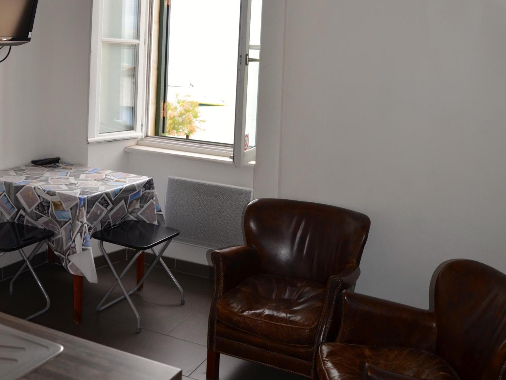 Le Mole Bed and Breakfast La Flotte Δωμάτιο φωτογραφία